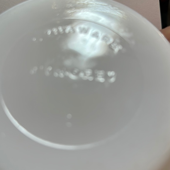 Set of 2 Vintage Dynaware Pyr-o-rex Brown and White Flower Ramekins, Milk Glass - Picture 3 of 3